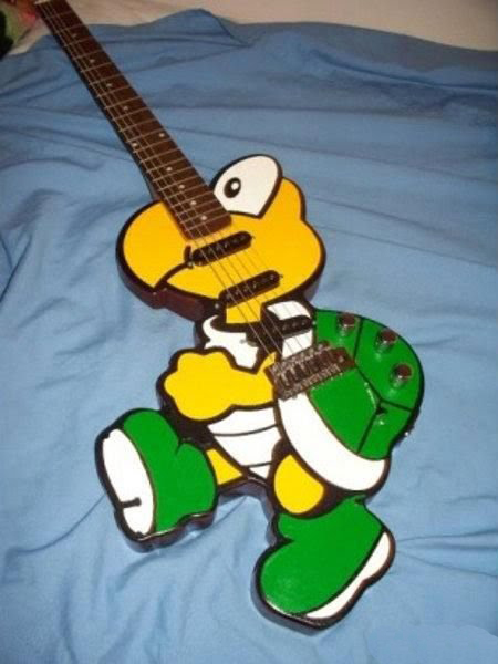 Guitarra Muito Doida Turtle-guitar